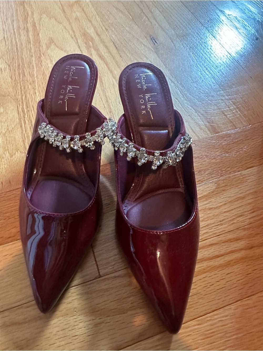 NWOT Nicole Miller New York Burgundy Patent Jeweled Pointed-Toe Mule Heels